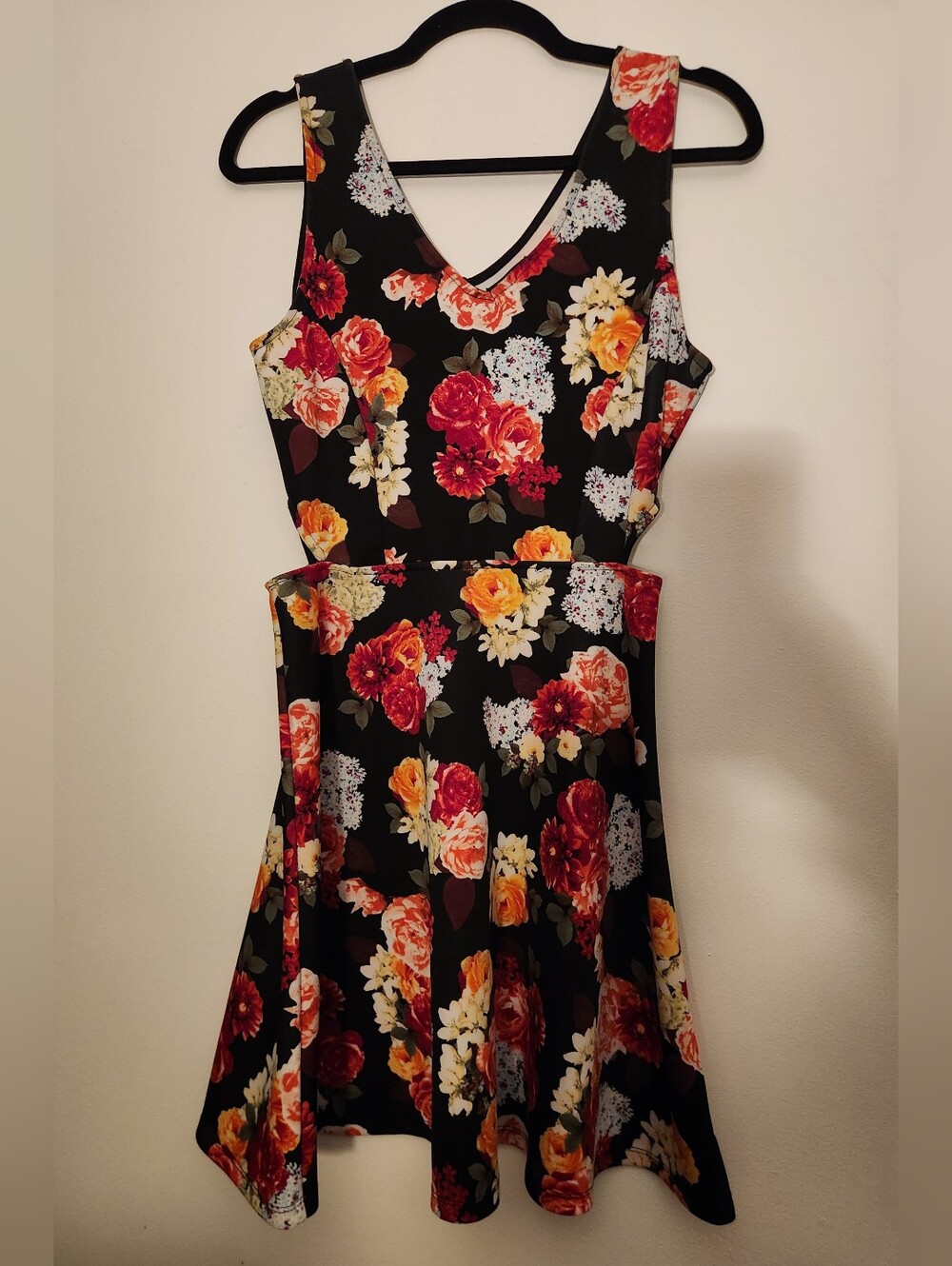 Floral Print Cocktail Dress By Seventeen - Size Small